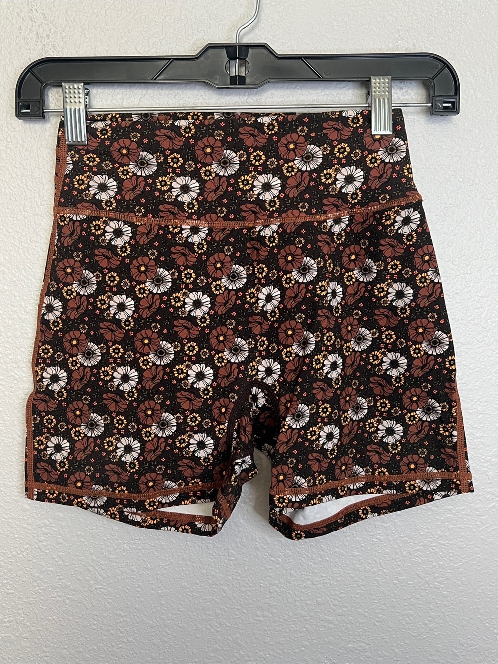 Buffbunny Brown Floral Biker Shorts Size Small